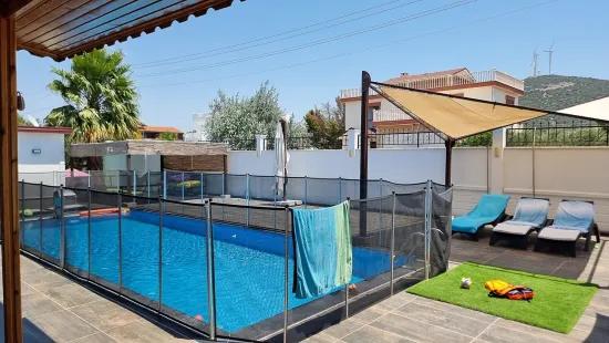 In Didim 1400m2 Grundstück Innerhalb einer freistehenden Villa