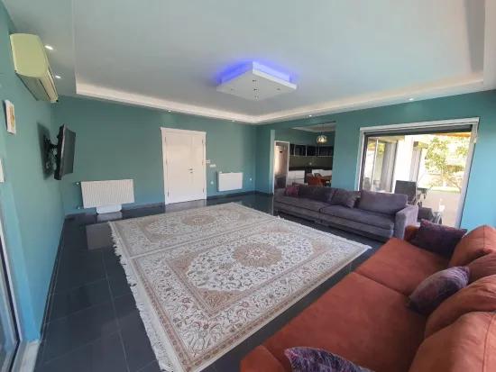 In Didim 1400m2 Grundstück Innerhalb einer freistehenden Villa