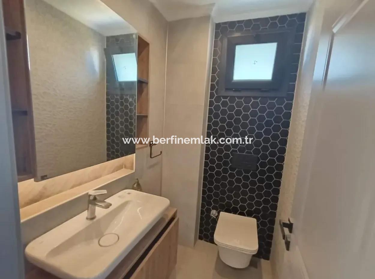 Villen Mit Meerblick In Der Nachbarschaft Von Didim Efeler