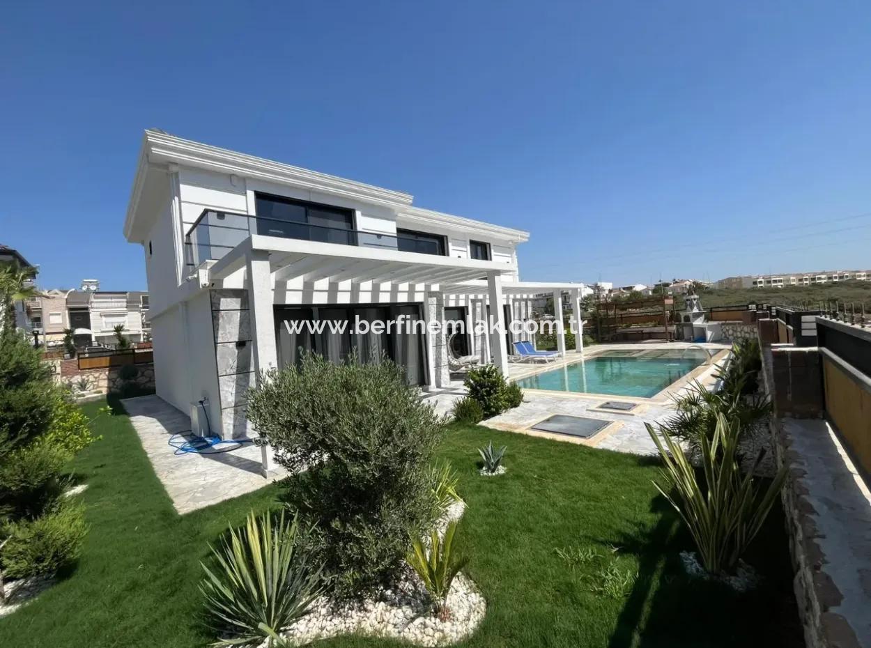 Freistehende 4 1 Villa Zum Verkauf In Didim Hisar Nachbarschaft