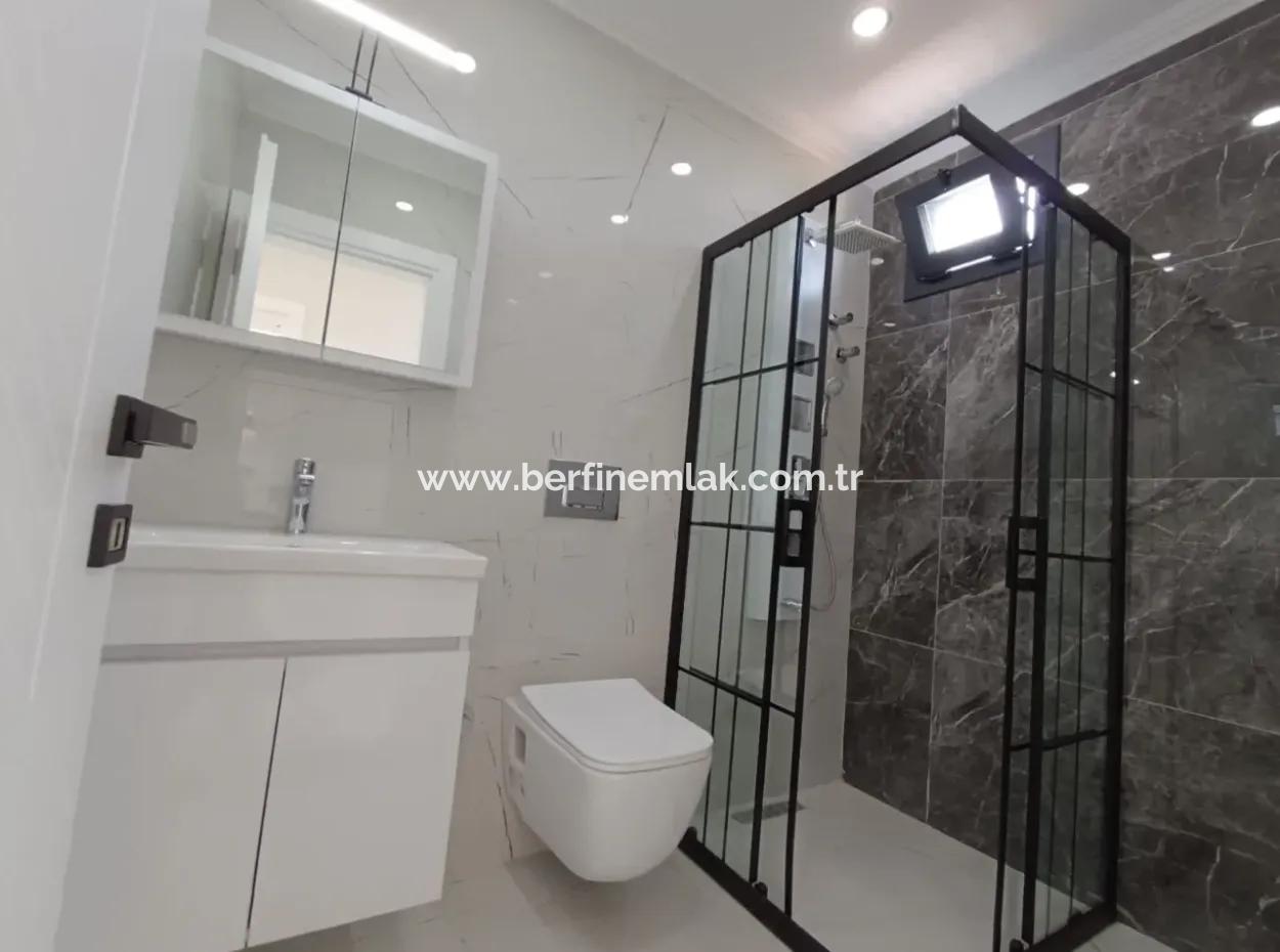 3 1 Villa Mit Pool Auf 300M2 Grundstück In Didim Efeler