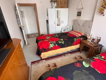 Zu Verkaufen In Mavişehir Premium-Komplex2 1 Wohnung