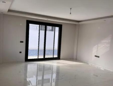 Angrenzende Villa In Einem Komplex In Didim Zu Einem Erschwinglichen Preis