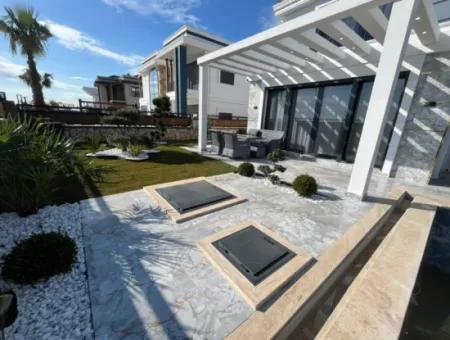 Freistehende 4 1 Villa Zum Verkauf In Didim Hisar Nachbarschaft