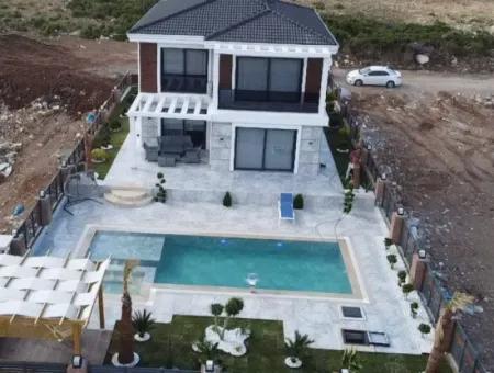 4 1 Freistehende Villa Mit Pool In Der Nachbarschaft Von Aydin Didim Efeler