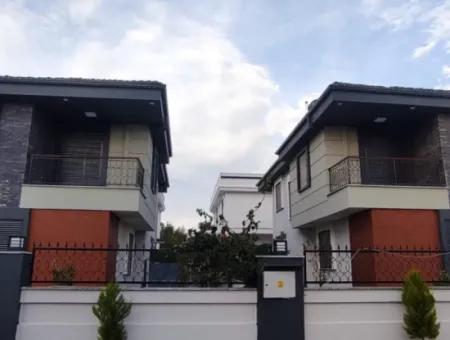 Elegante, Freistehende Villa, Nur Wenige Gehminuten Vom Meer Entfernt In Aydin Didim Çamlikta