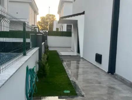 Elegante, Freistehende Villa, Nur Wenige Gehminuten Vom Meer Entfernt In Aydin Didim Çamlikta