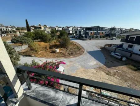 3 1 Frontfassade Villa Mit Pool Im Stadtteil Hisar In Aydin Didimde