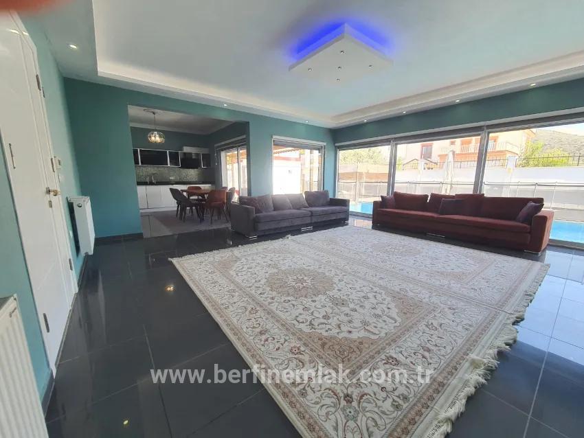 5+2 Bedroom Villa For sale in Ak-yeniköy Nbh. Didim Akyeniköy - 1.400 m²
