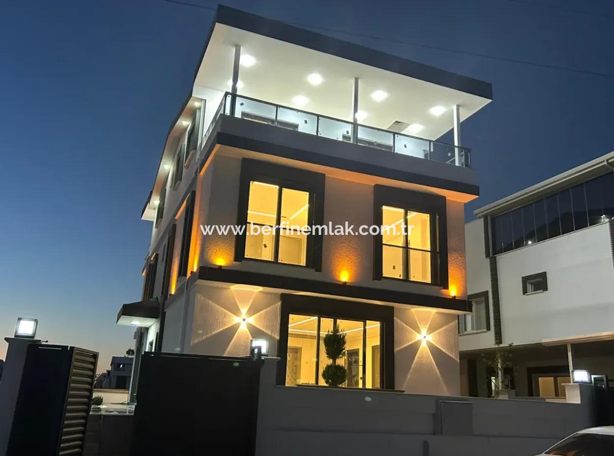 4 1 Villa For Sale In Hisar Neighborhood In Aydin Didimde