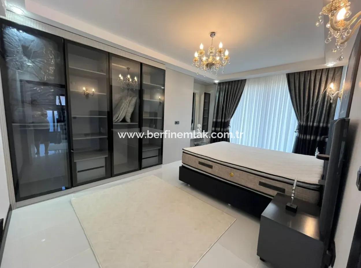 4 1 Fully Detached Villa With Pool In Aydin Didim Efeler Neighborhood