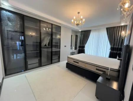 4 1 Fully Detached Villa With Pool In Aydin Didim Efeler Neighborhood