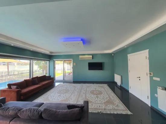 В Didim Внутри 1400m2 Участка Отдельная Вилла