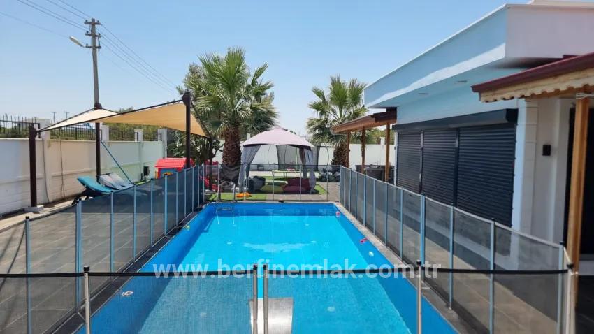 Didim Akyeniköy Ak-yeniköy Mah. Satılık 5+2 Villa - 1.400 m²