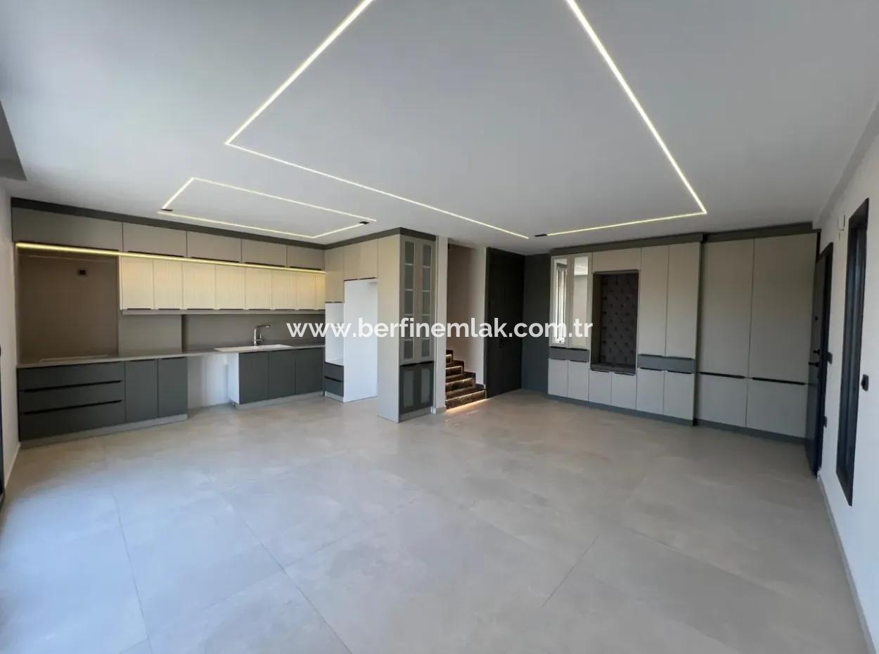 Aydın Didimde Hisar Mahallesinde 4+1 Satılık Villa