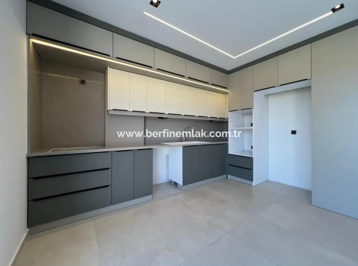 Aydın Didimde Hisar Mahallesinde 4+1 Satılık Villa