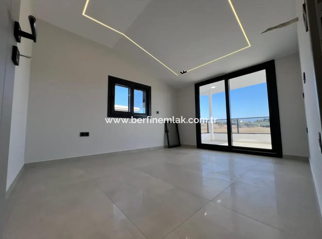 Aydın Didimde Hisar Mahallesinde 4+1 Satılık Villa