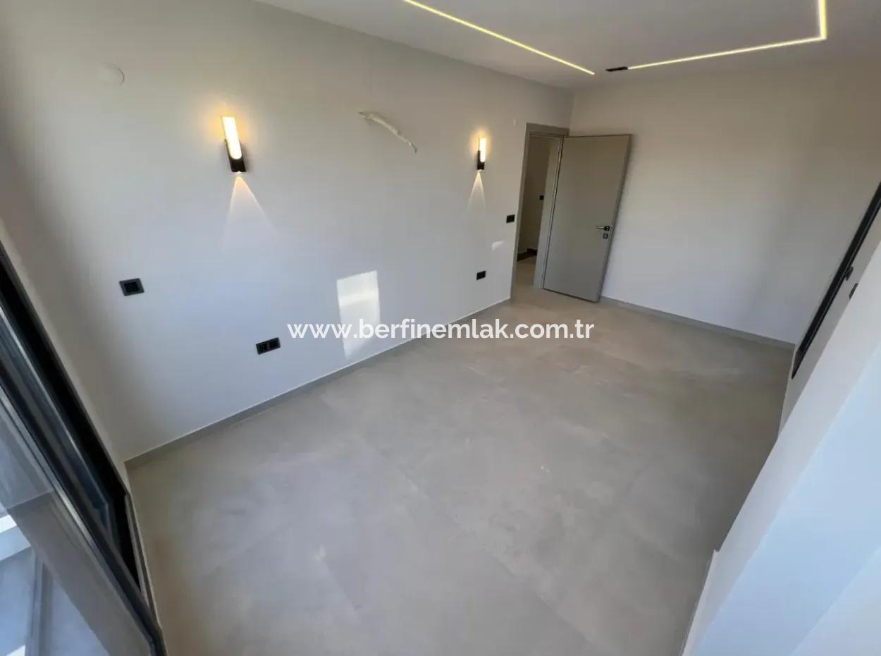 Aydın Didimde Hisar Mahallesinde 4+1 Satılık Villa