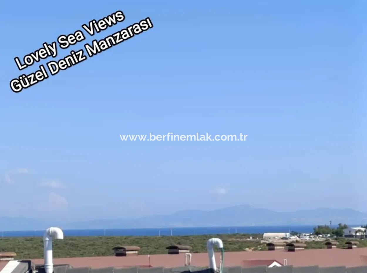 Didim Efeler Mahallesinde Deniz Manzaralı Villalar