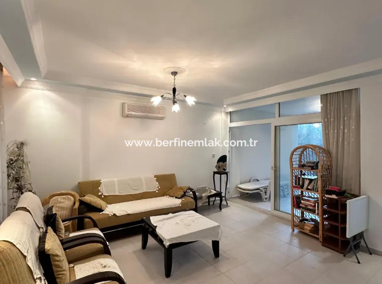 Akbükte Site İçerinde Satılık 2+1 Villa