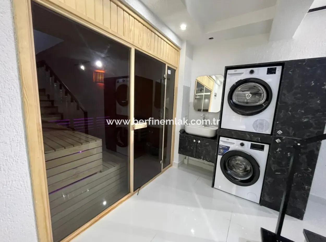 Aydın Didim Efeler Mahallesinde 4+1 Havuzlu Tam Müstakil Villa