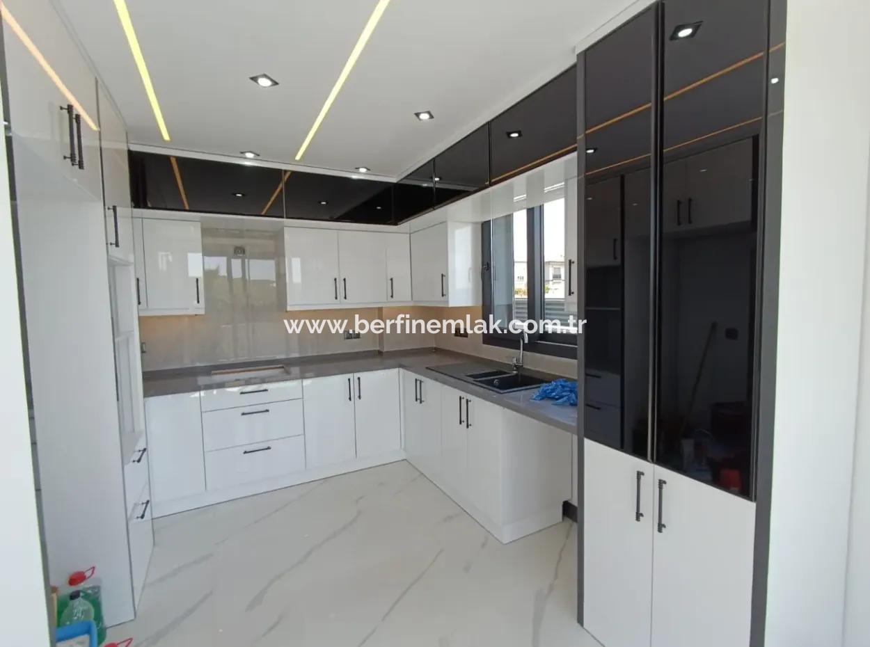 Didim Efelerde 300M2 Arsa İçinde  3+1 Havuzlu Villla