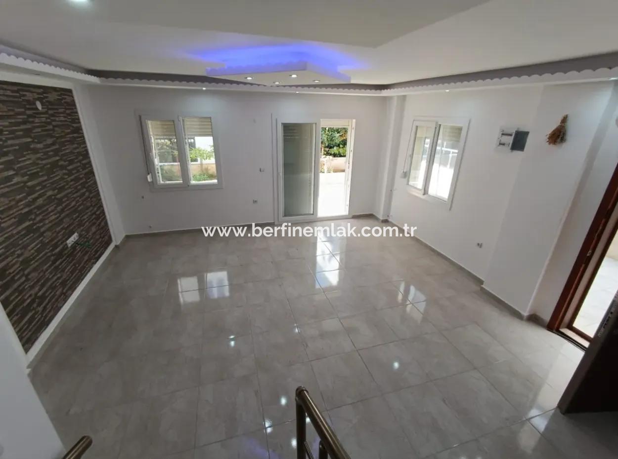 Didim Merkezi Konumda Bitişik Nizam  3+1  Villa