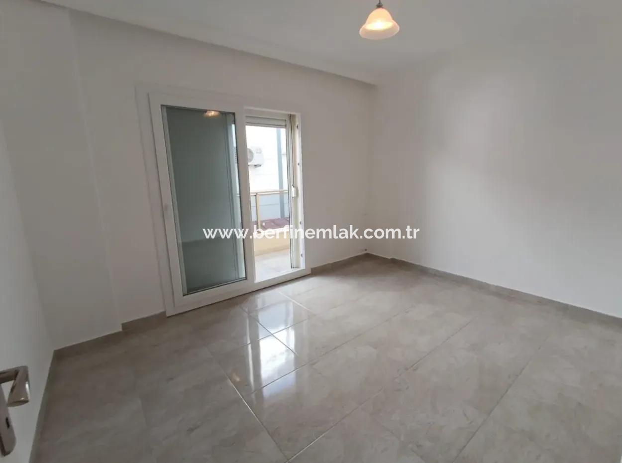 Didim Merkezi Konumda Bitişik Nizam  3+1  Villa