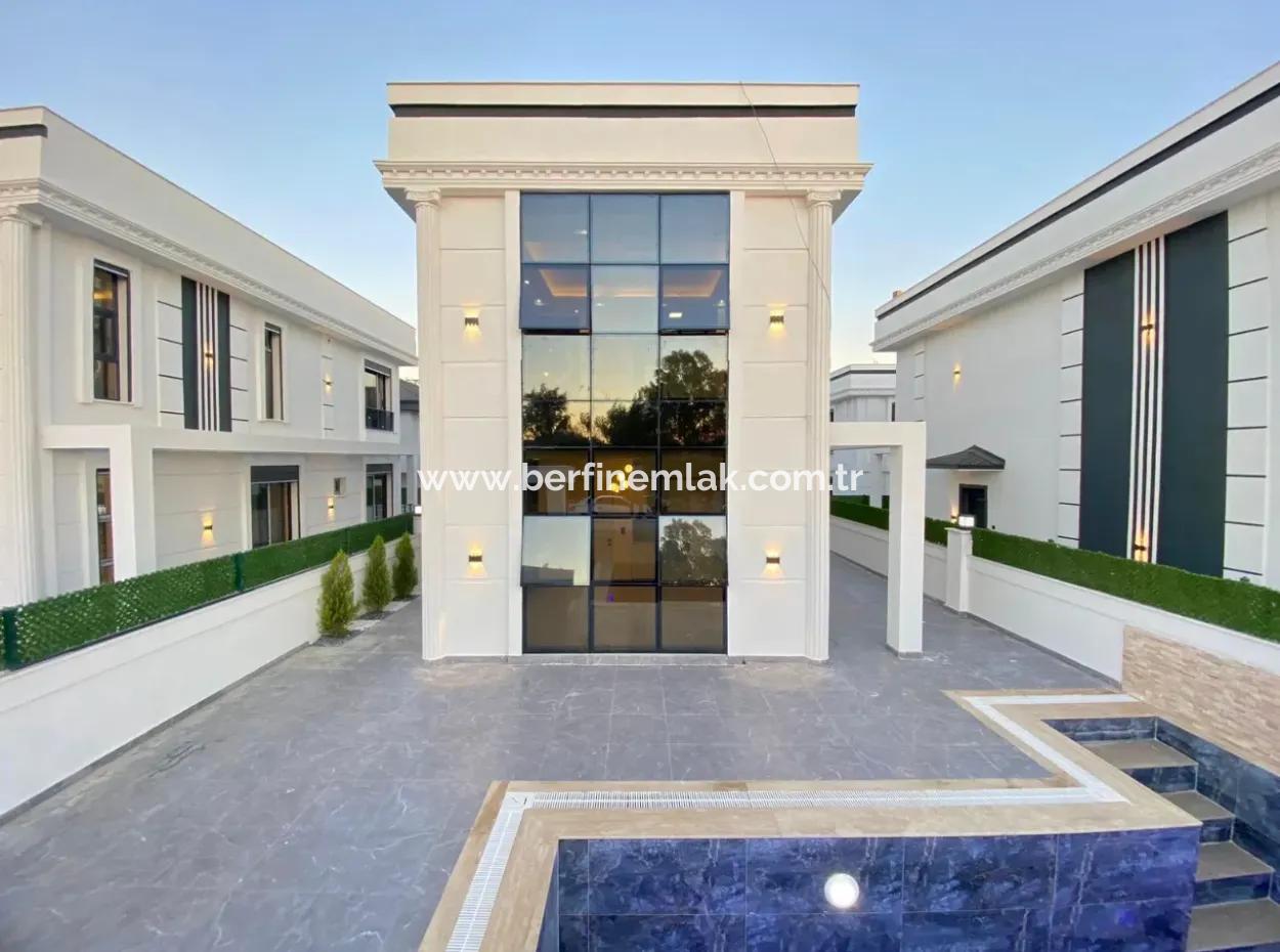 Aydın Didim Altınkum  Plajına Yakın 3+1 Villa