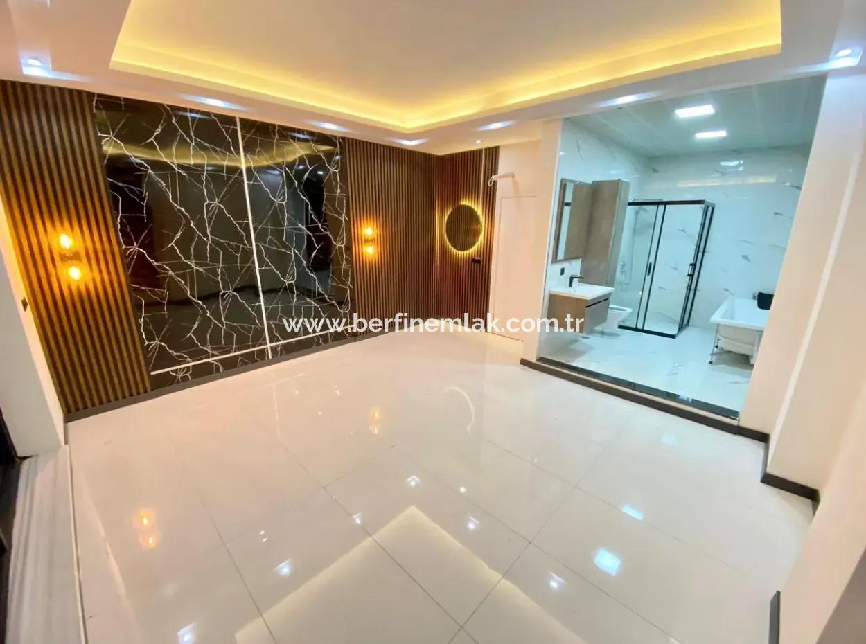 Aydın Didim Altınkum  Plajına Yakın 3+1 Villa