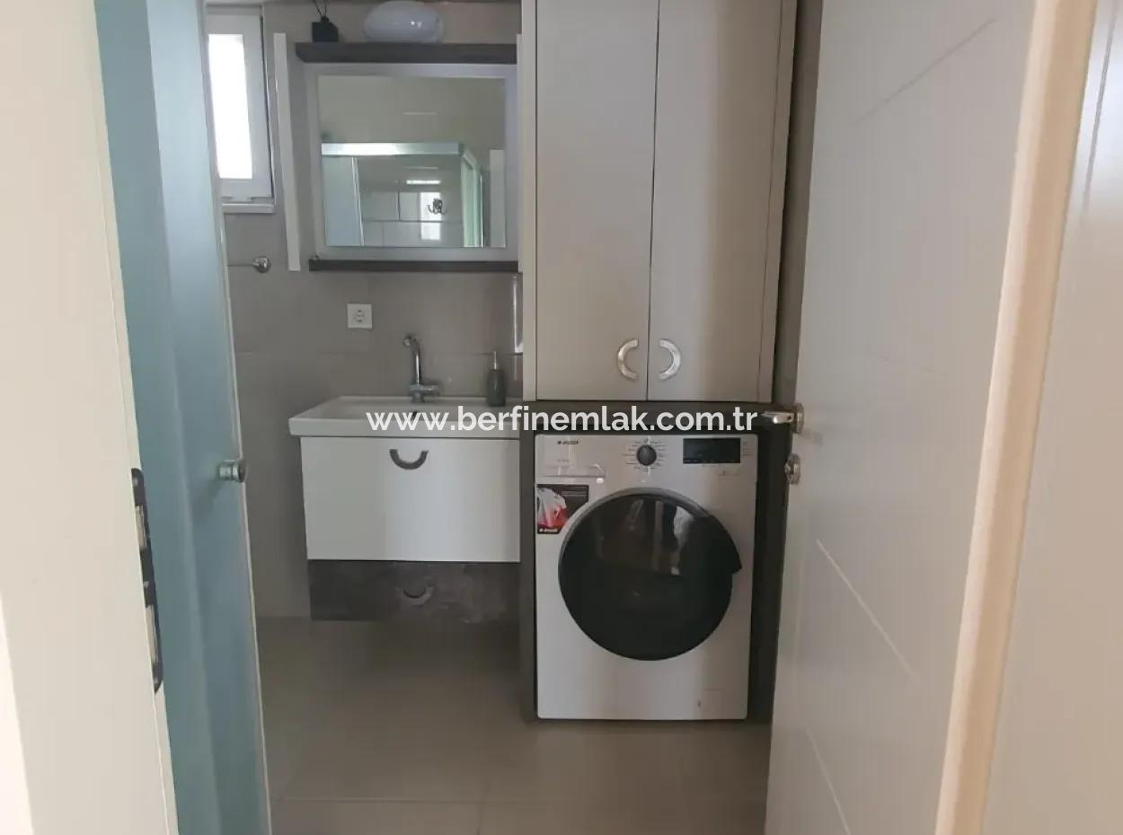 Aydın Didim  Atatürk Bulvarına 50 M  Uzaklıkta 3+1 Villa