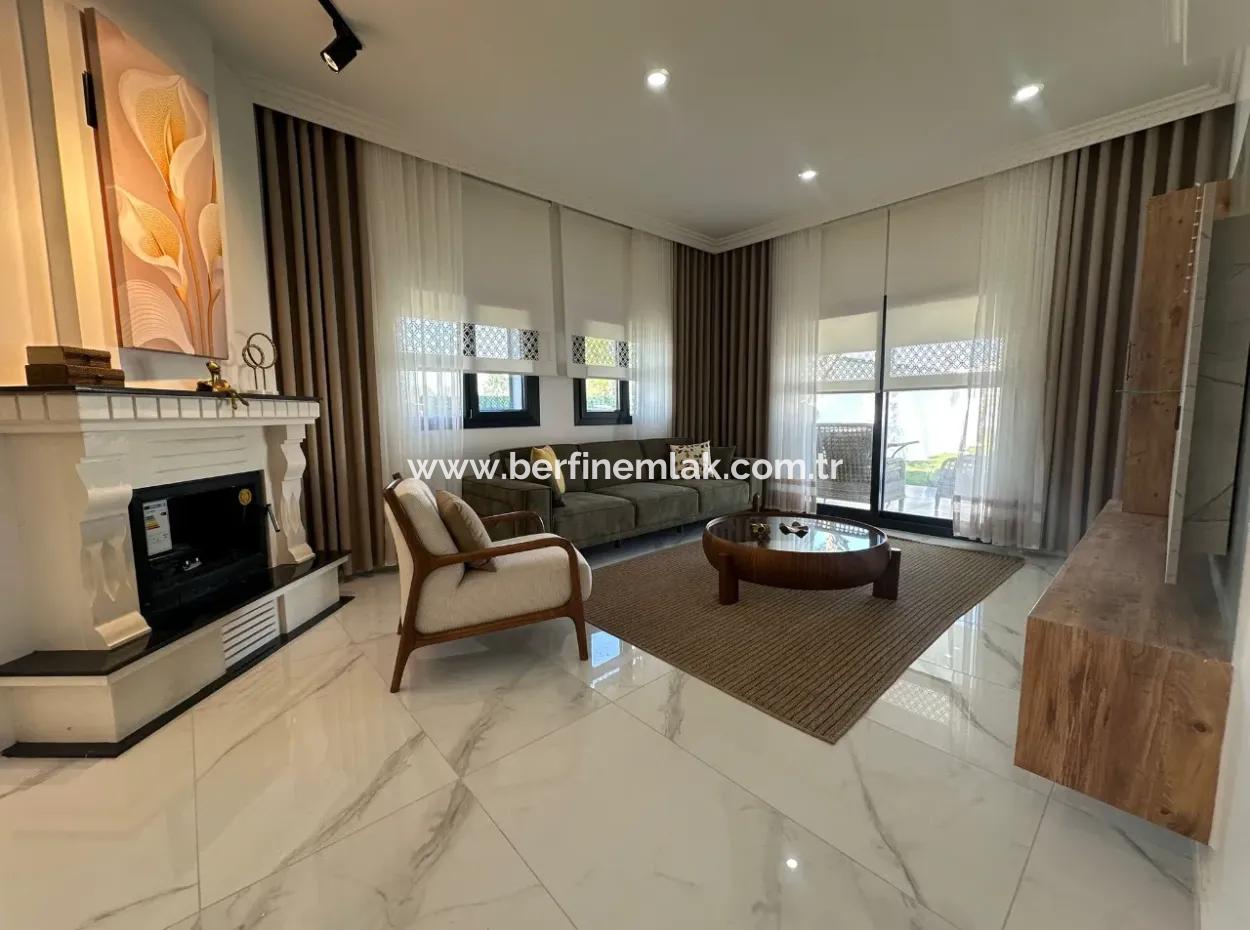 Didim''de Müstakil Havuzlu Bahçeli Villa