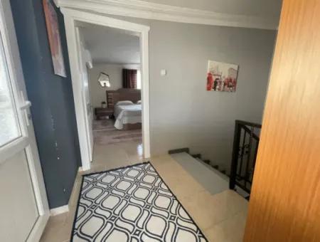 Didim Merkizi Konumda  Full Eşyalı   4+1  Ayrı Mutfak  Dubleks Daire