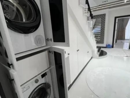 Didim Hısar Mahallesinde   Satılık  Tam Müstakil   4+1  Villa