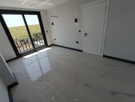 Didim Efelerde 300M2 Arsa İçinde  3+1 Havuzlu Villla