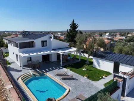 Didim''de Müstakil Havuzlu Bahçeli Villa