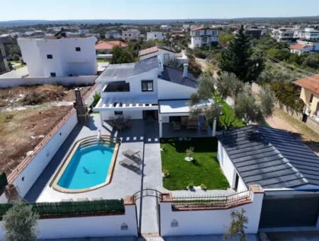 Didim''de Müstakil Havuzlu Bahçeli Villa