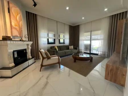 Didim''de Müstakil Havuzlu Bahçeli Villa