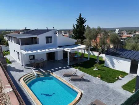 Didim''de Müstakil Havuzlu Bahçeli Villa